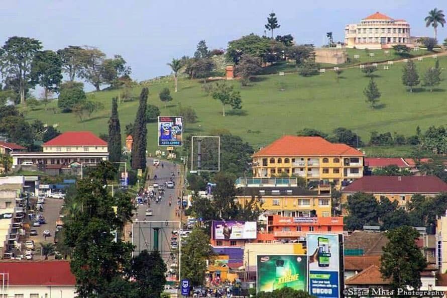 Best schools in Tooro
